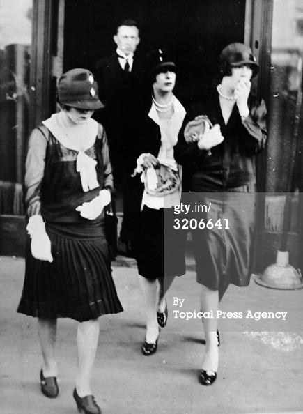 1926- Mary Pickford, Constance & Norma Talmadge at Rudolph Valentino's Funeral